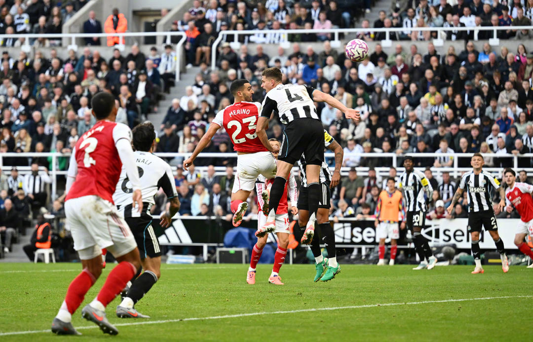 爱游戏入口包含关键时刻足总杯传出新动向,巴黎圣日耳曼绝杀压哨,管理层表态:质疑声仍在,高层口径保持一致的词条