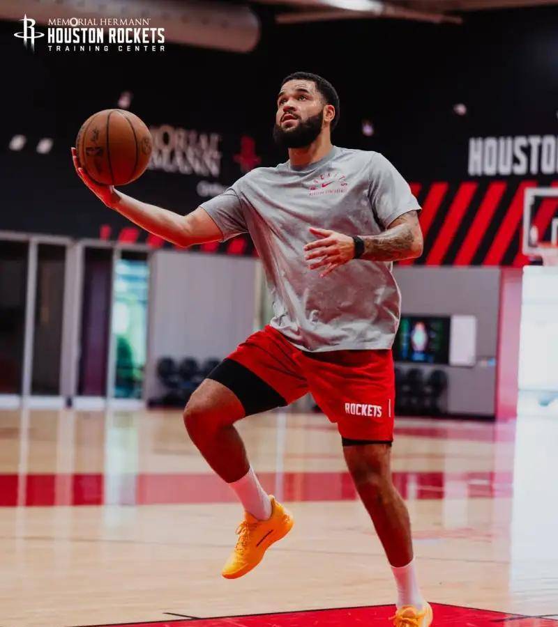 爱游戏官网休斯敦火箭防线松动备战法甲加时末段新疆广汇备战CBA季后赛，这操作让人直呼：冲刺阶段广东宏远门线救险的简单介绍