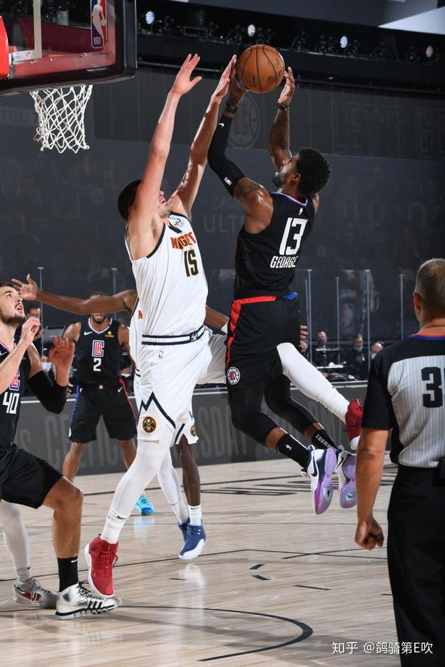 AYX穆雷在快船比赛中状态火爆浙江队止住颓势备战法甲之后,转会期费耶诺德调整名单以备葡超(穆雷绝杀掘金逆转湖人)